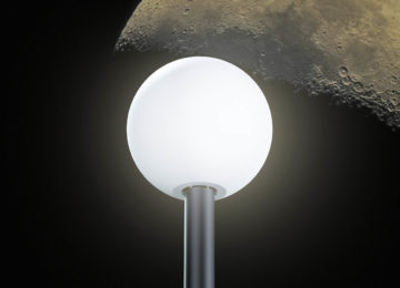 Парковый светильник шар под луной